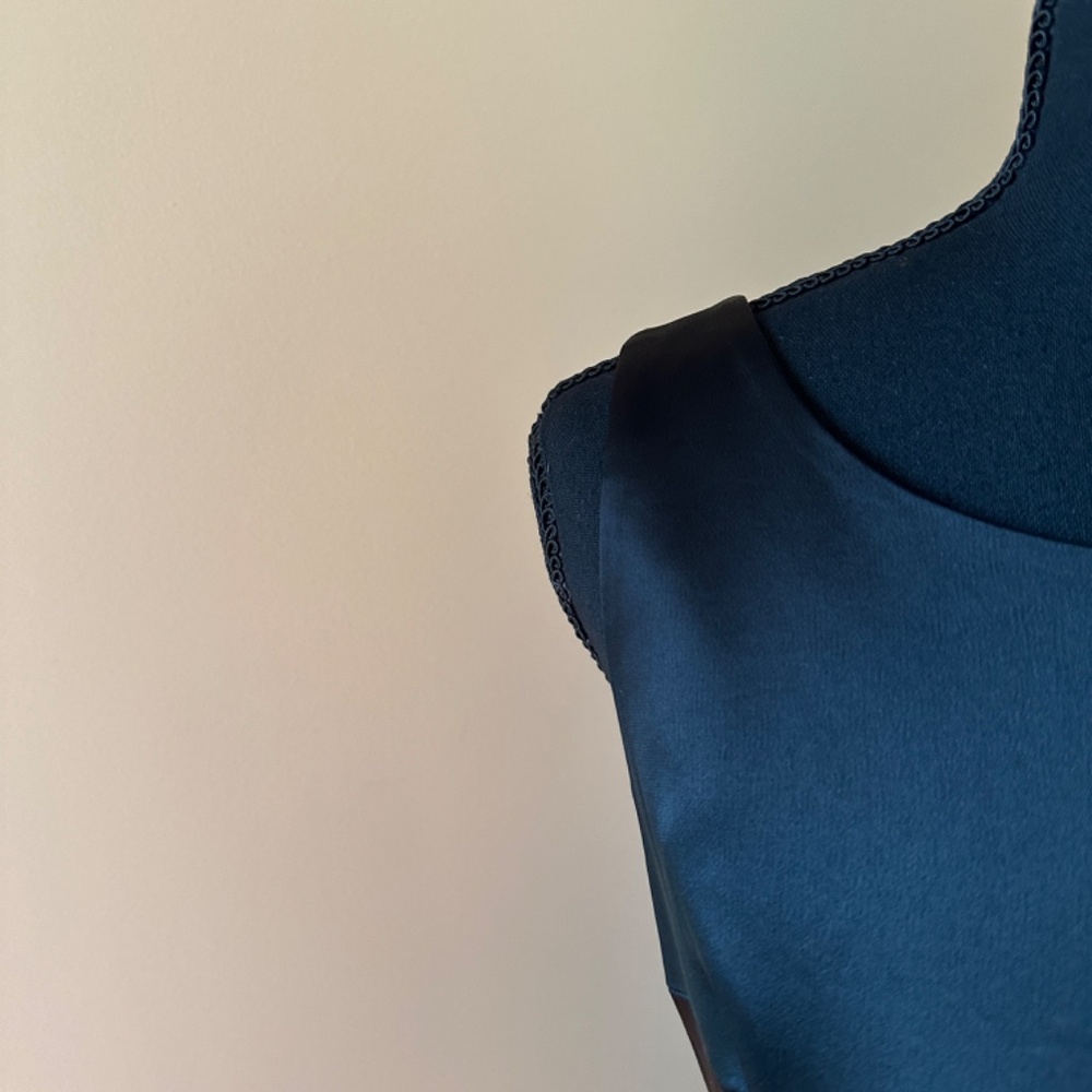 Tahari Black Sleeveless Dress - Picture 3 of 8